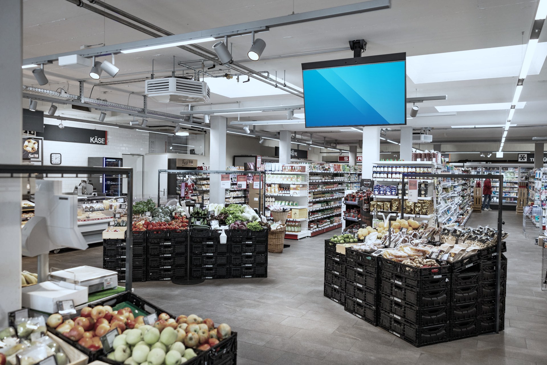 SPAR / TopCC / AVIA — DOOH-Werbescreen