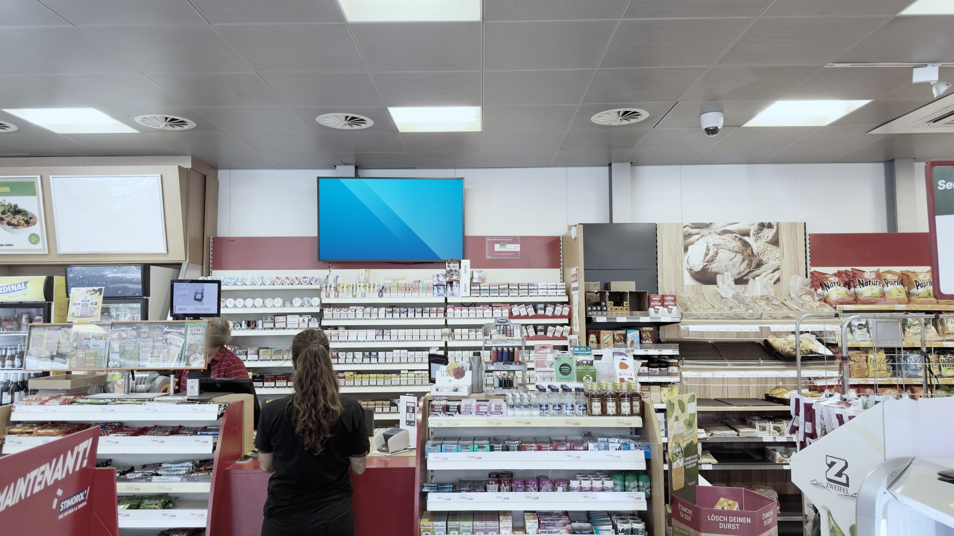 SPAR / TopCC / AVIA — DOOH-Werbescreen