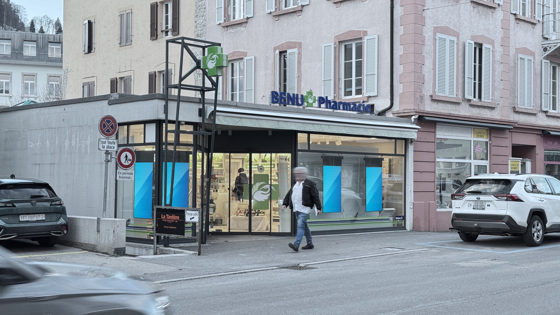 Street — DOOH-Werbescreen