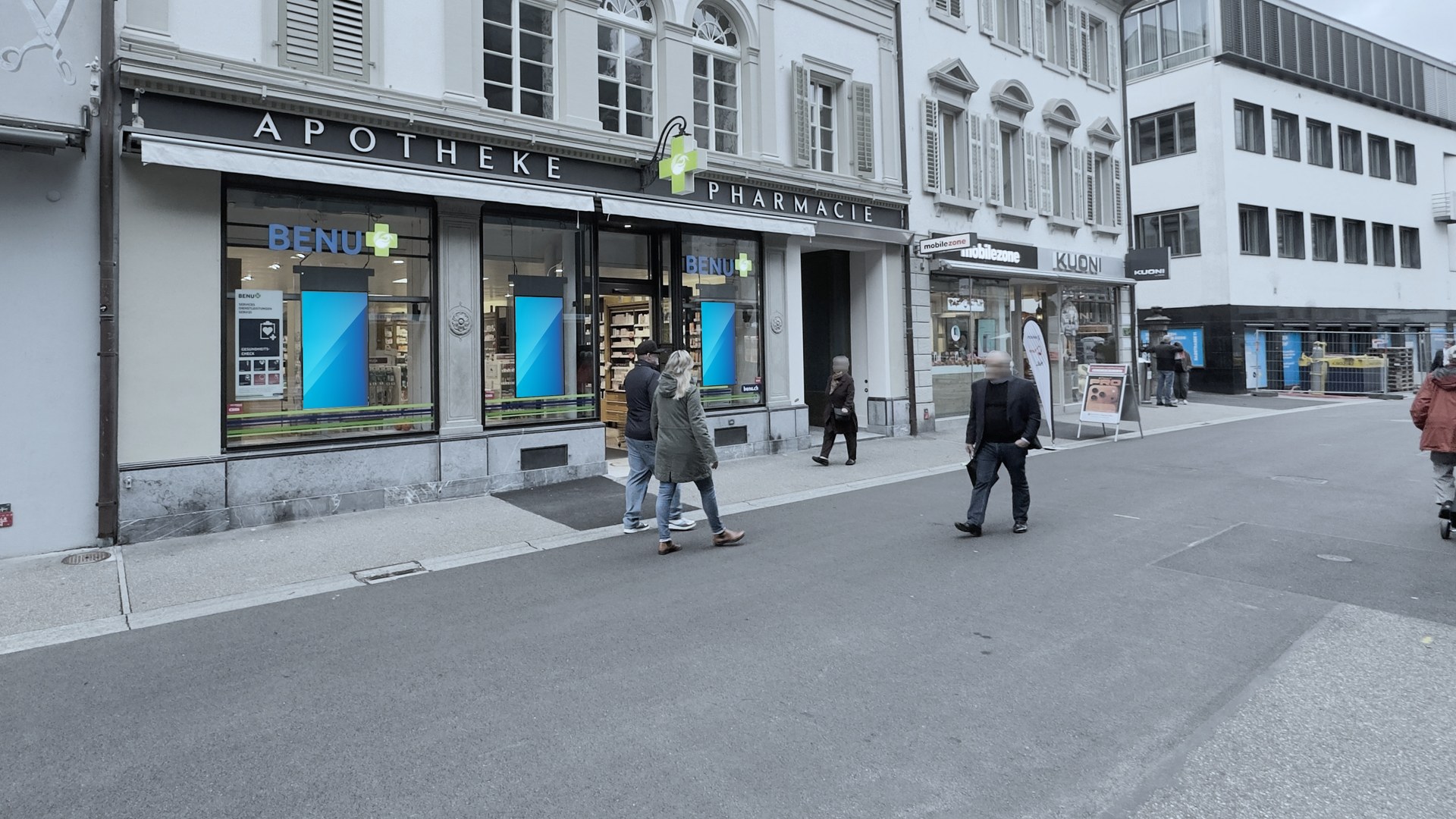 Street — DOOH-Werbescreen