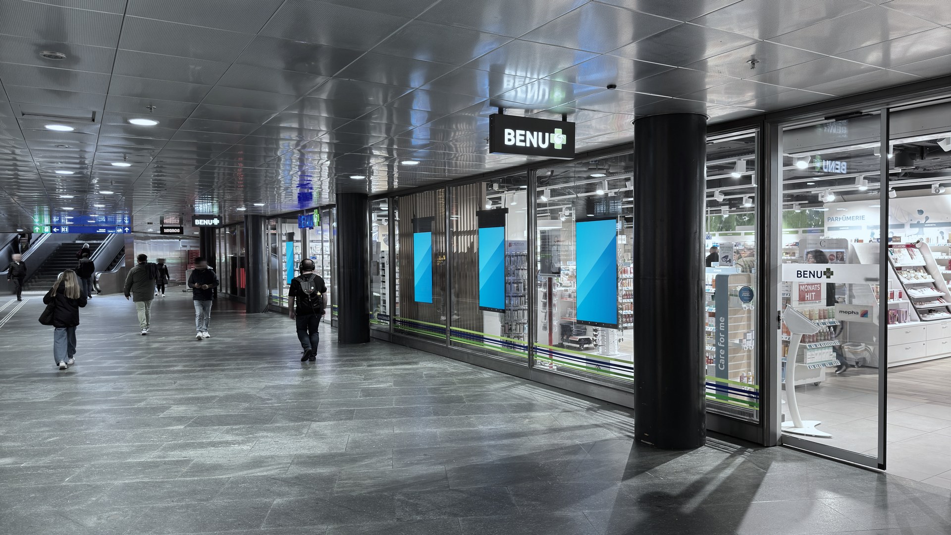 Street — DOOH-Werbescreen