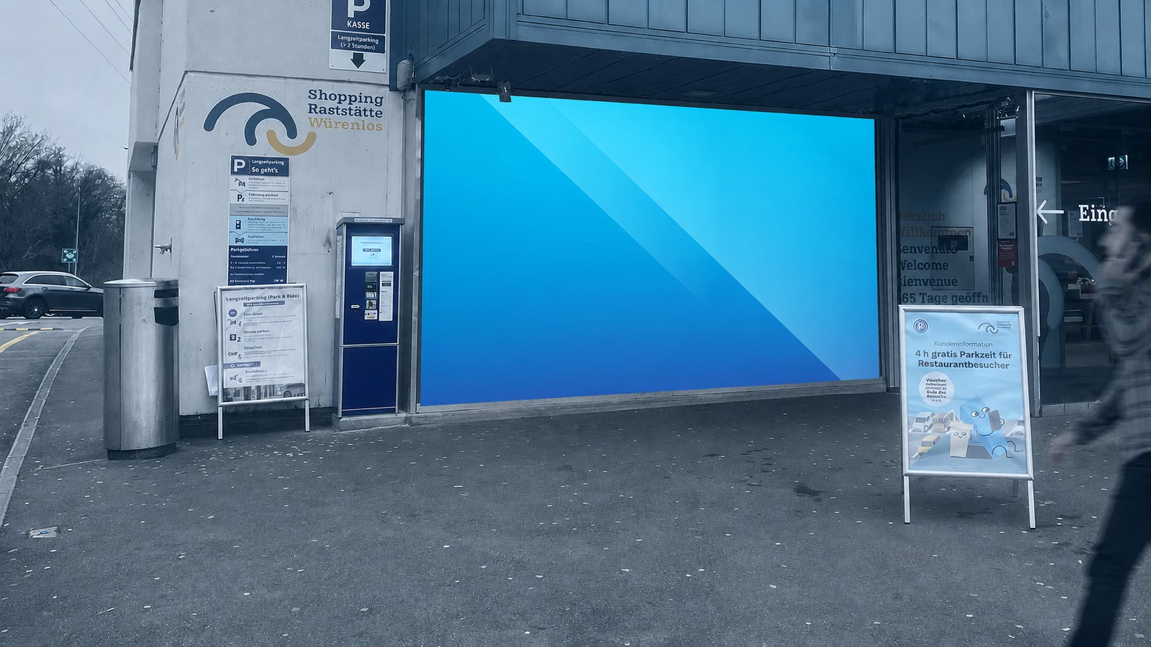 Raststätte Würenlos — DOOH-Werbescreen