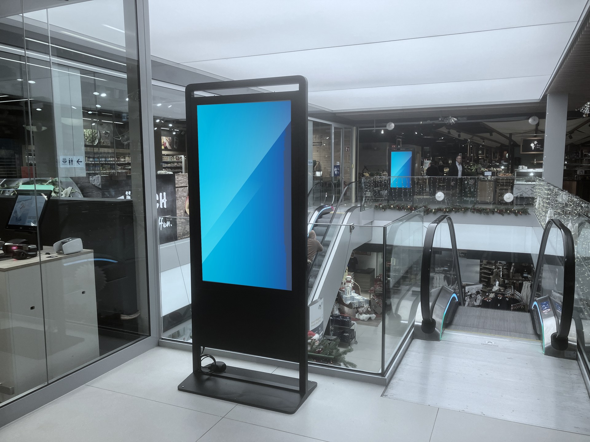 Raststätte Würenlos — DOOH-Werbescreen